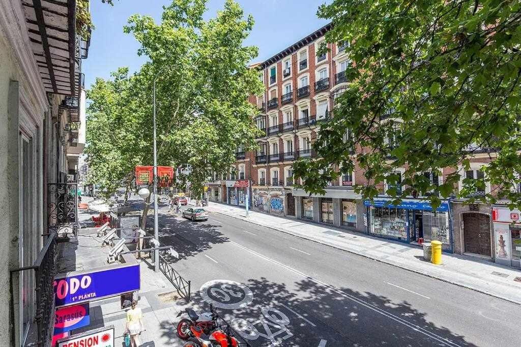 Acogedor Y Centrico Estudio Apartment Madrid Exterior photo