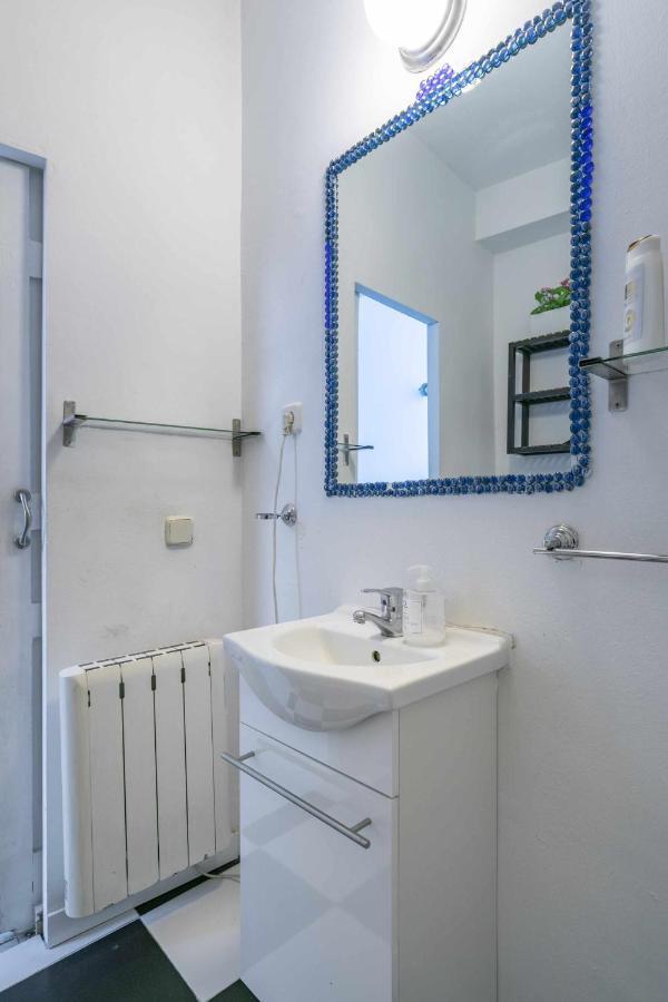 Acogedor Y Centrico Estudio Apartment Madrid Exterior photo