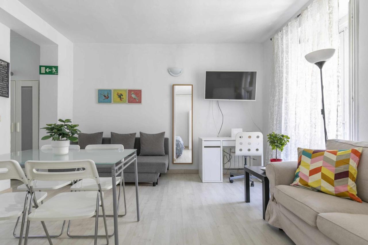 Acogedor Y Centrico Estudio Apartment Madrid Exterior photo