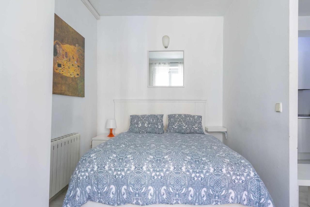 Acogedor Y Centrico Estudio Apartment Madrid Exterior photo